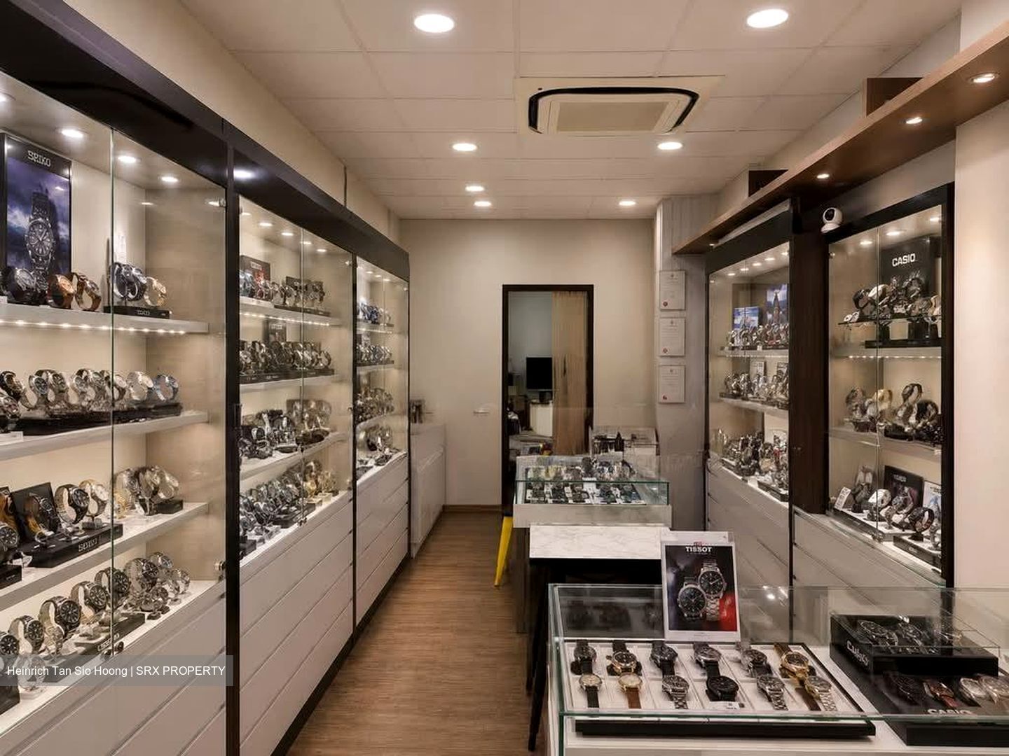 Hong Lim Complex (D1), Retail #578553491